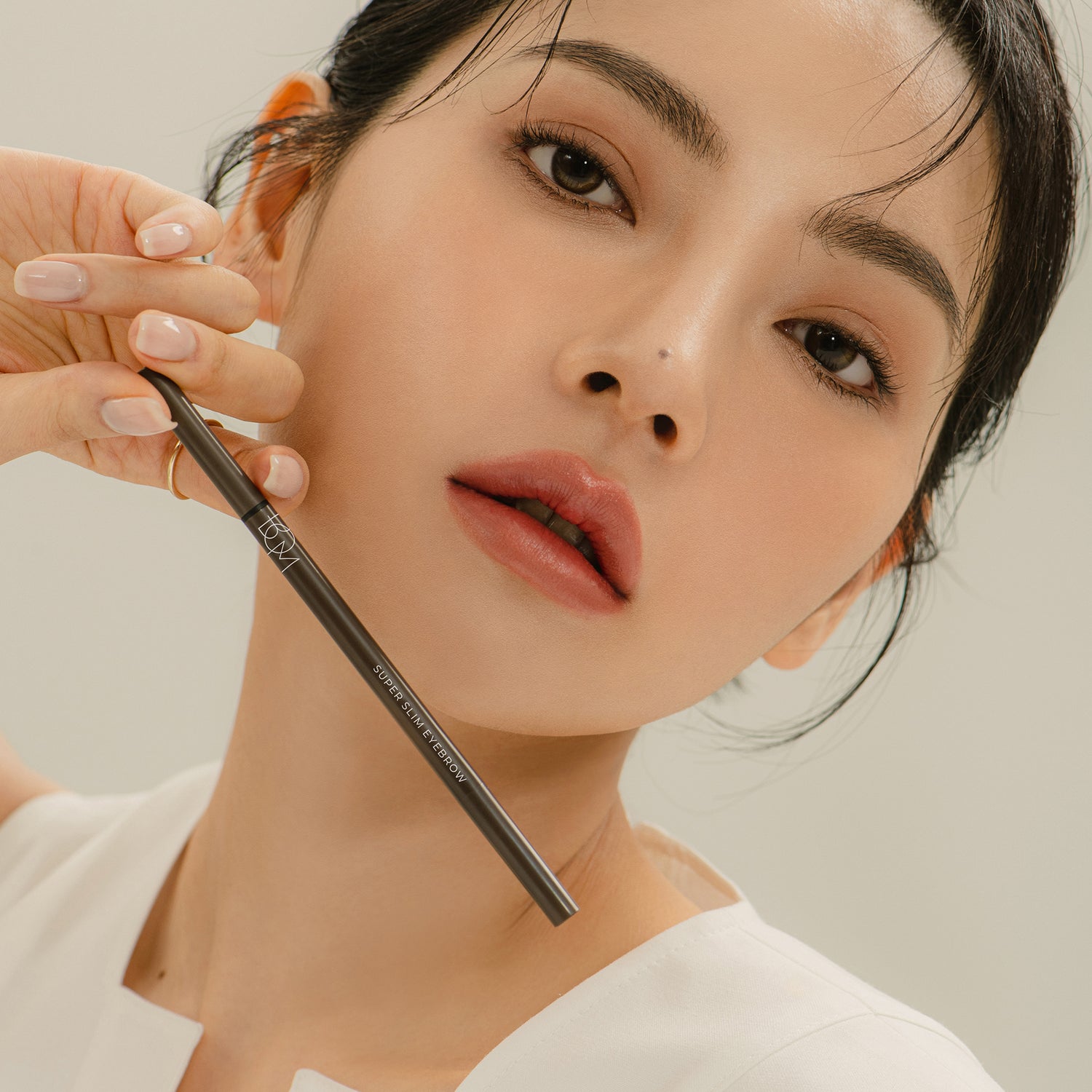 BOM SUPER SLIM EYEBROW