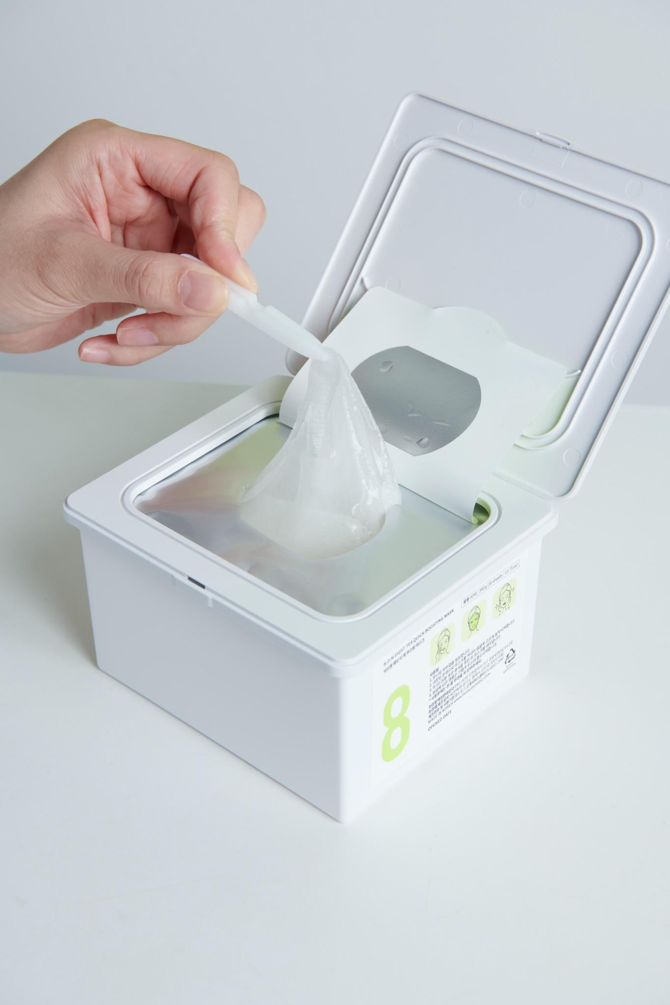 BOM EIGHT TEA QUICK BOOSTING MASK